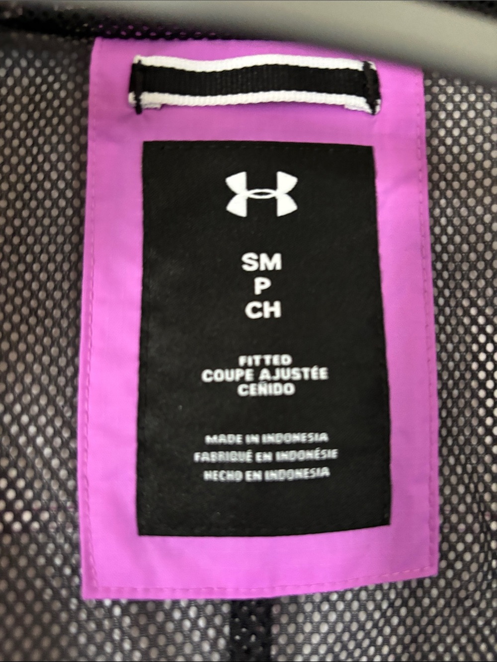 Under Armour Women’s Bright Purple Hooded Shell Jacket - Picture 6 of 6